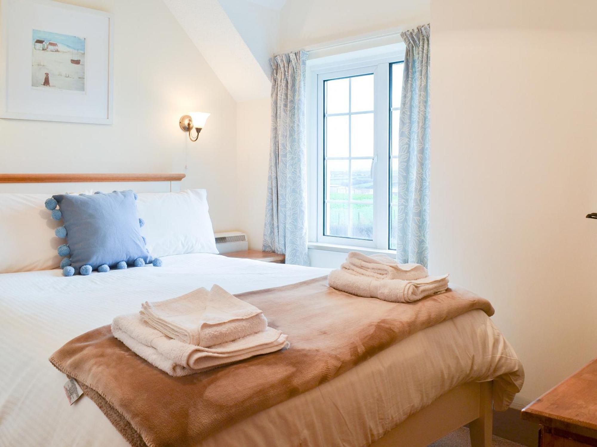 St Cadoc Cottage Saint Merryn Екстериор снимка